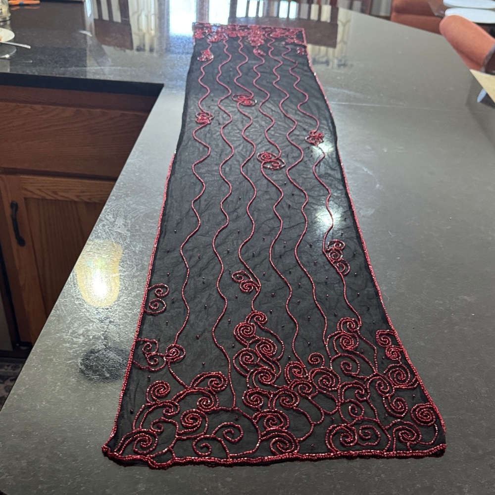 Elegant Black and Red scarf
